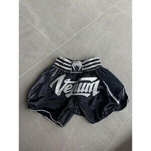 Venum Muay Tai Shorts Men's Size L Large MMA Fighter Absolute 2.0